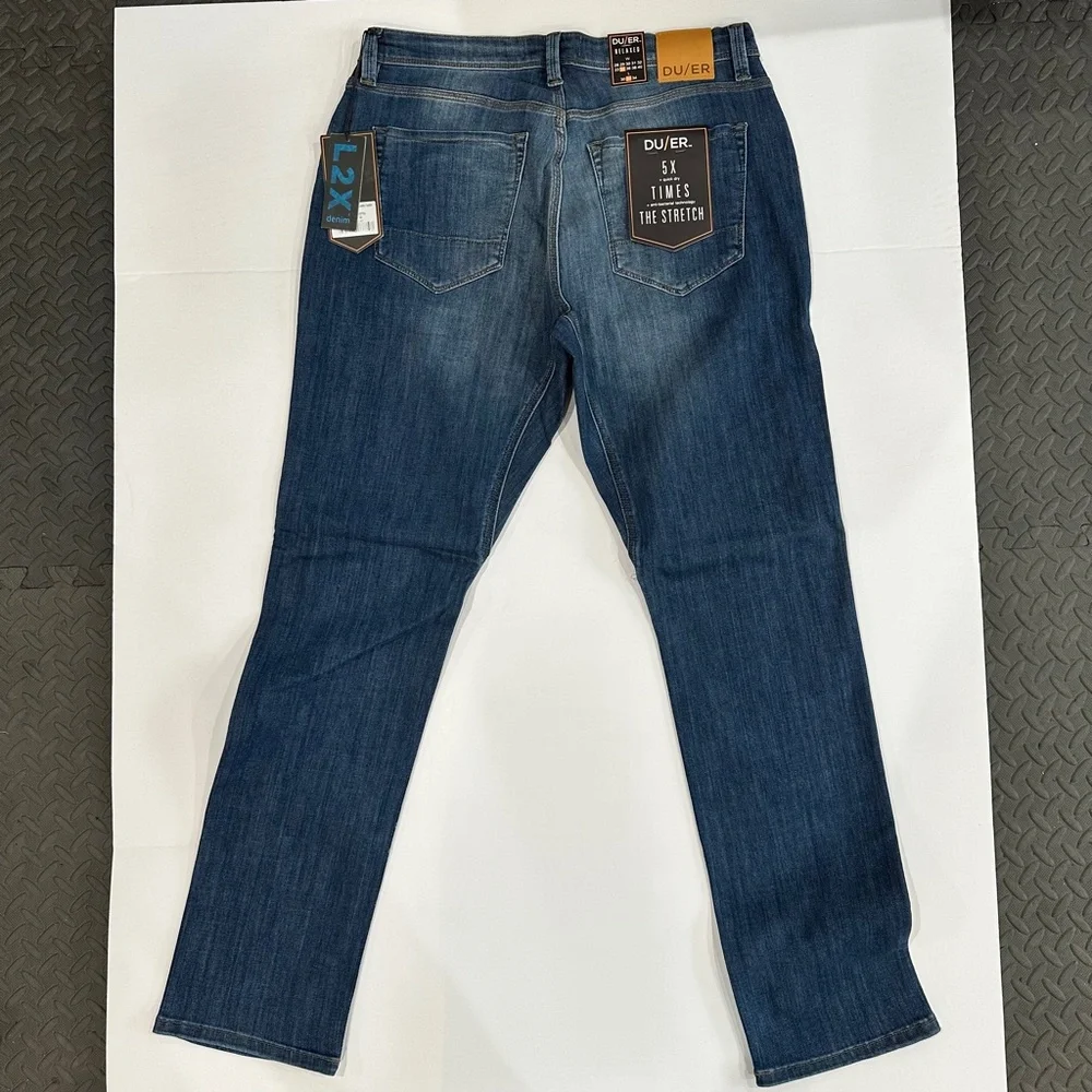 NWT DUER Mens Performance Denim Relaxed Fit Galactic Wash - Picture 3 of 8
